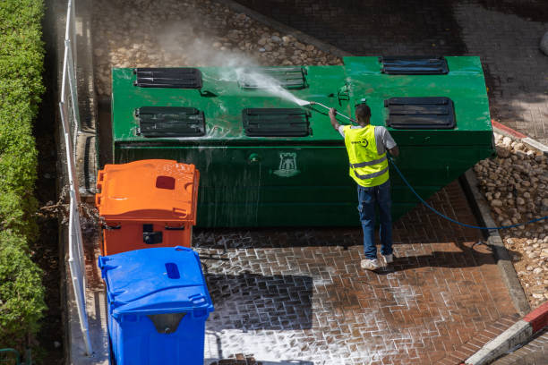 Best Garage Pressure Washing  in , CA